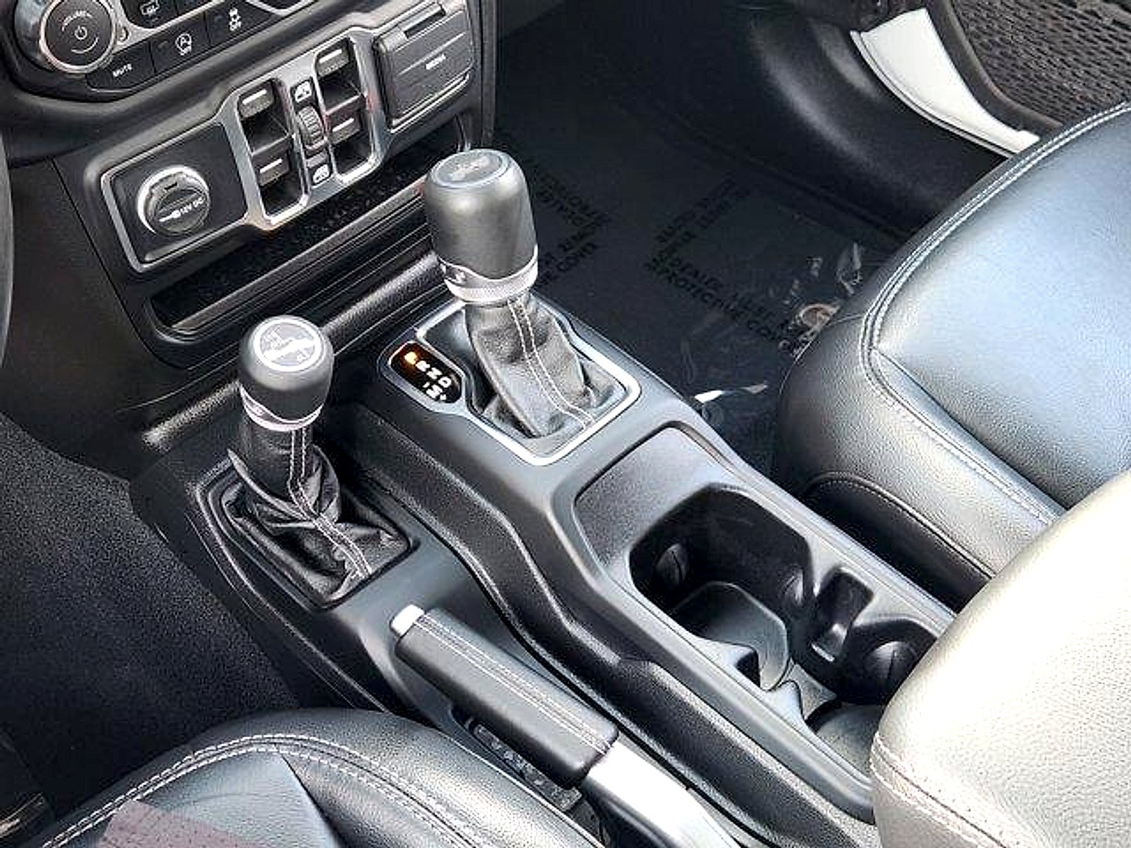 2022 Jeep Wrangler Unlimited Sahara 4x4