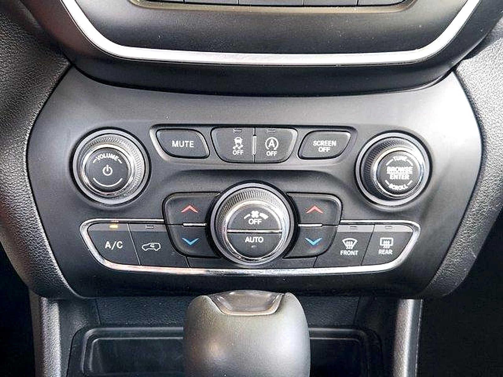 2021 Jeep Cherokee Latitude Lux FWD