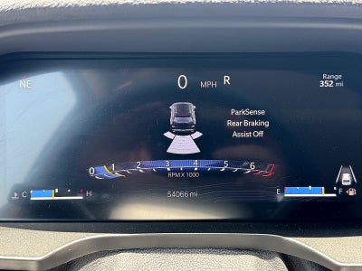 2023 Jeep Grand Cherokee Laredo 4x4