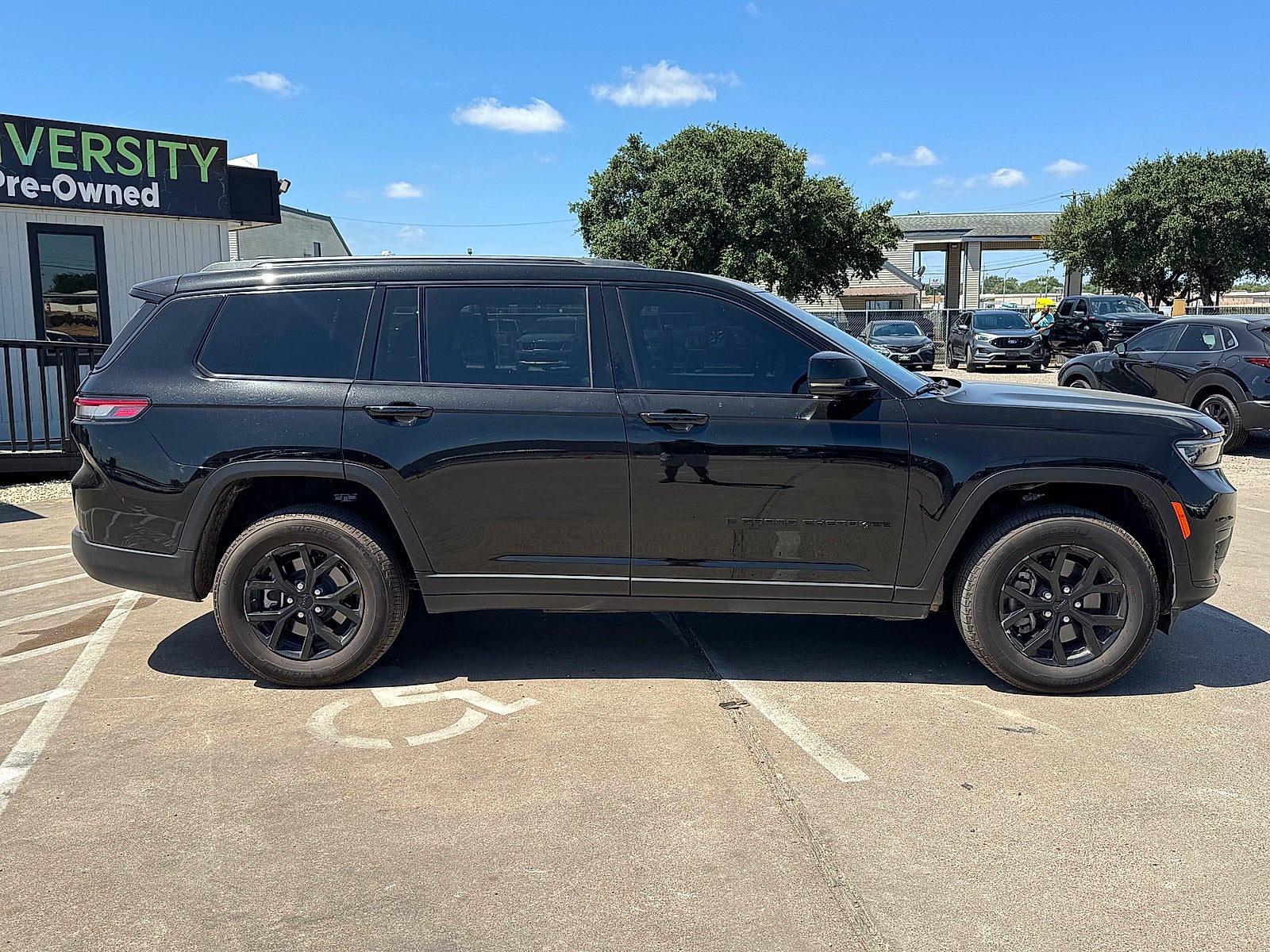 2025 Jeep Grand Cherokee L Altitude X 4x2