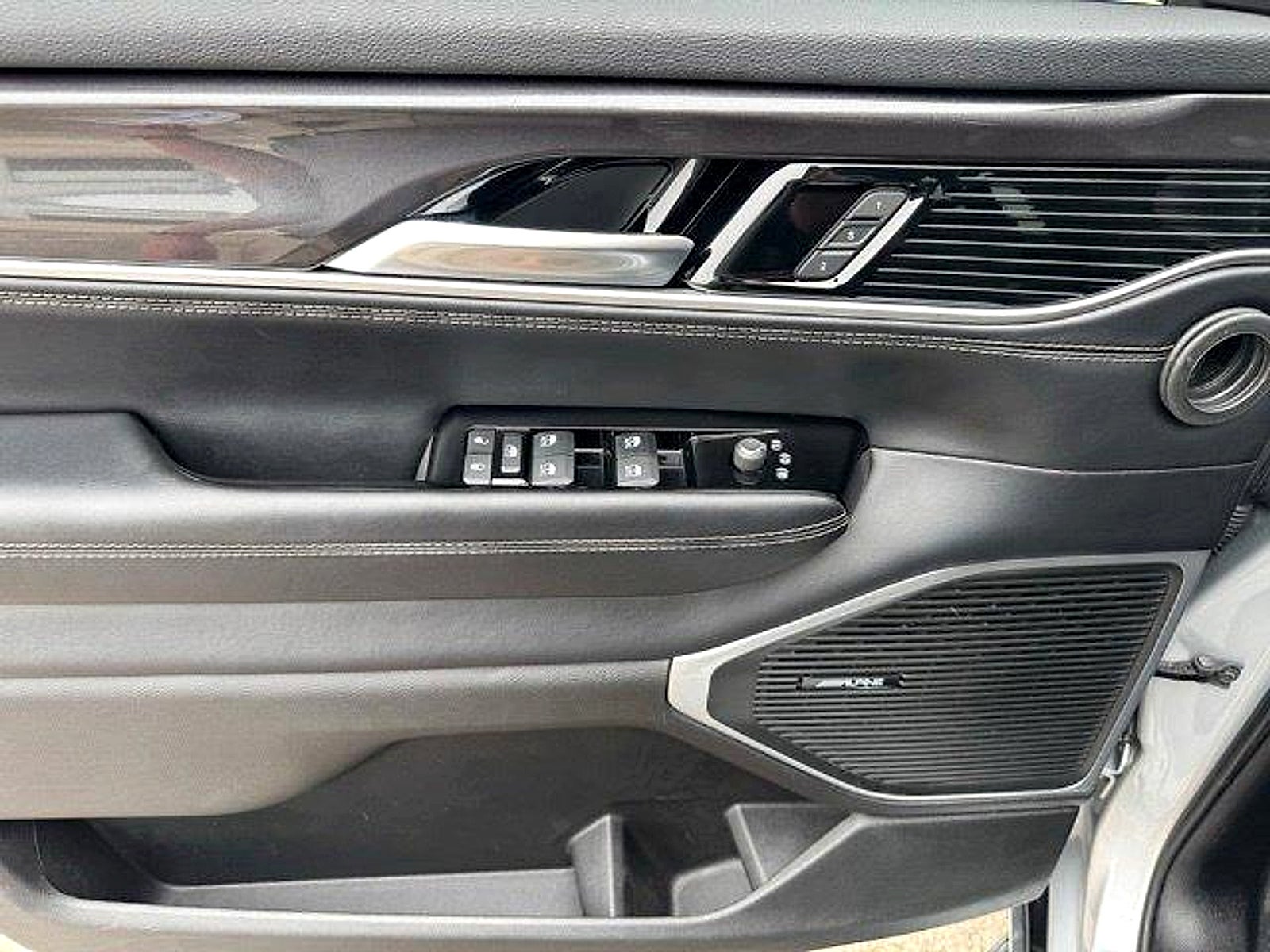 2024 Jeep Wagoneer Series I 4x4