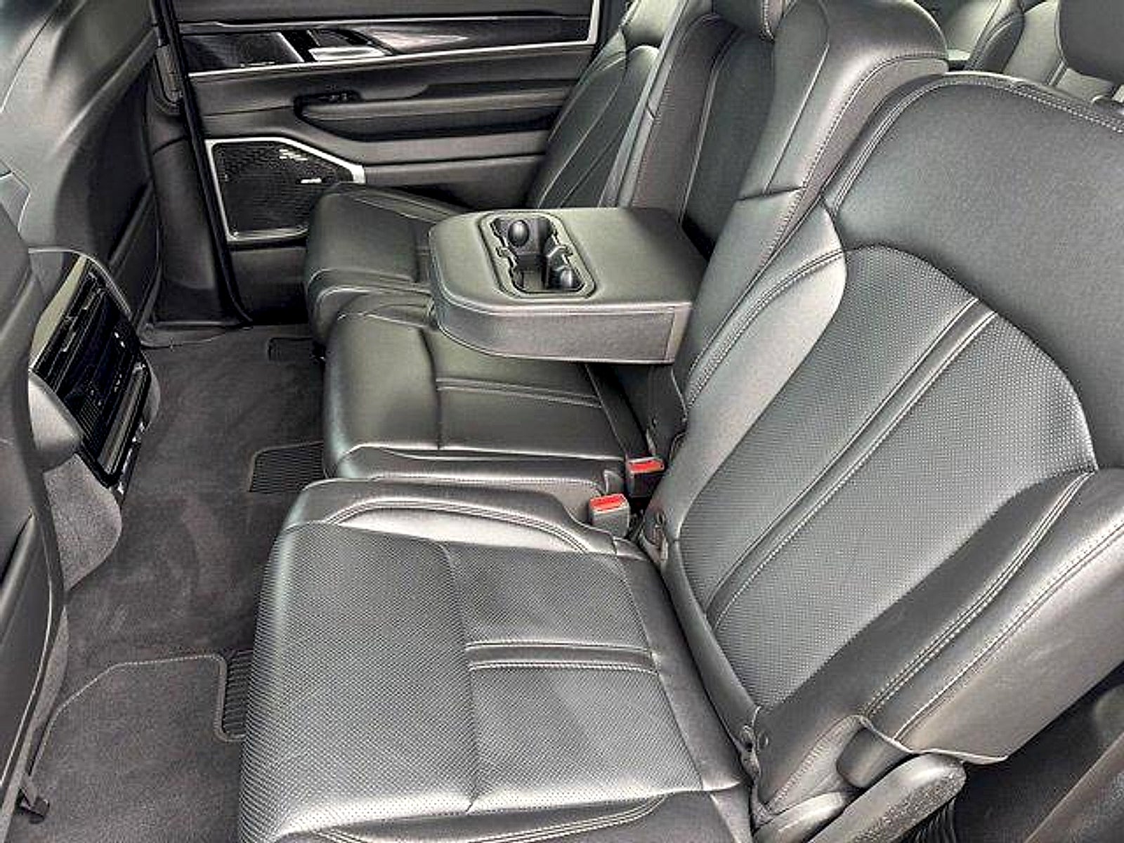 2024 Jeep Wagoneer Series I 4x4