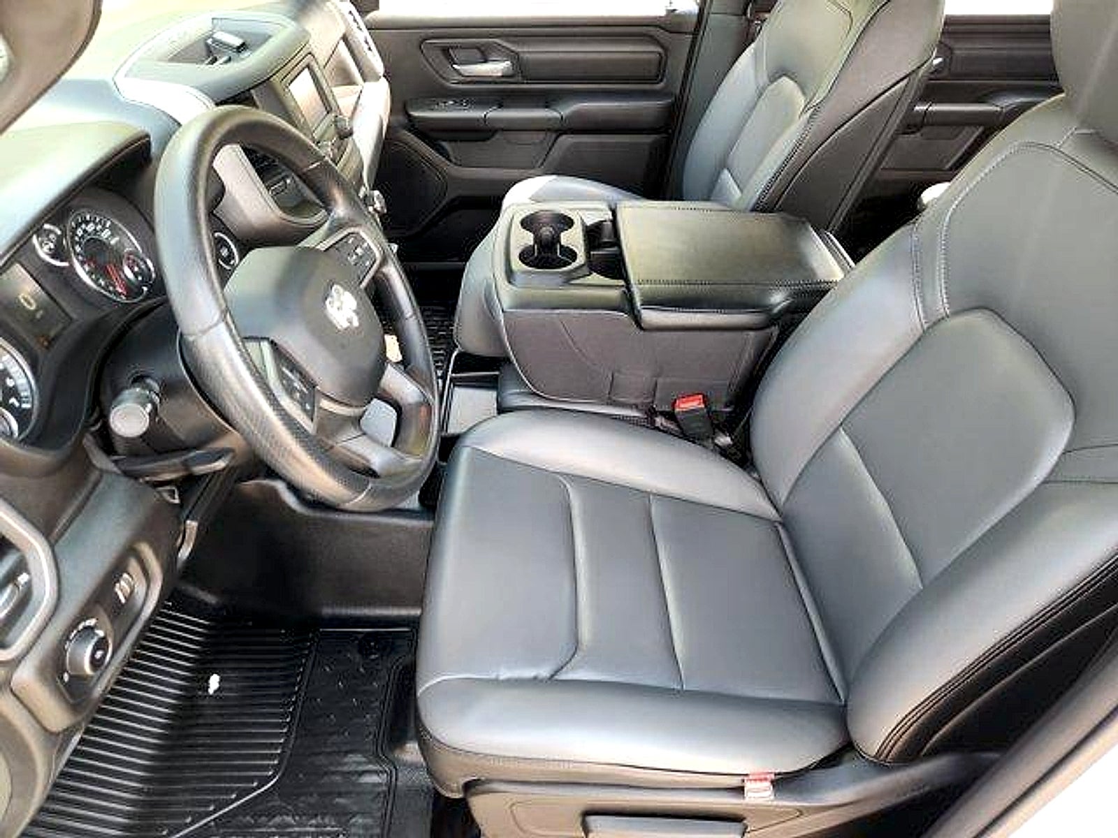 2023 RAM 1500 Tradesman Crew Cab 4x2 5'7" Box
