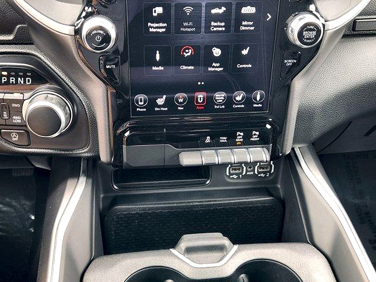 2021 RAM 1500 Lone Star Crew Cab 4x4 5'7" Box
