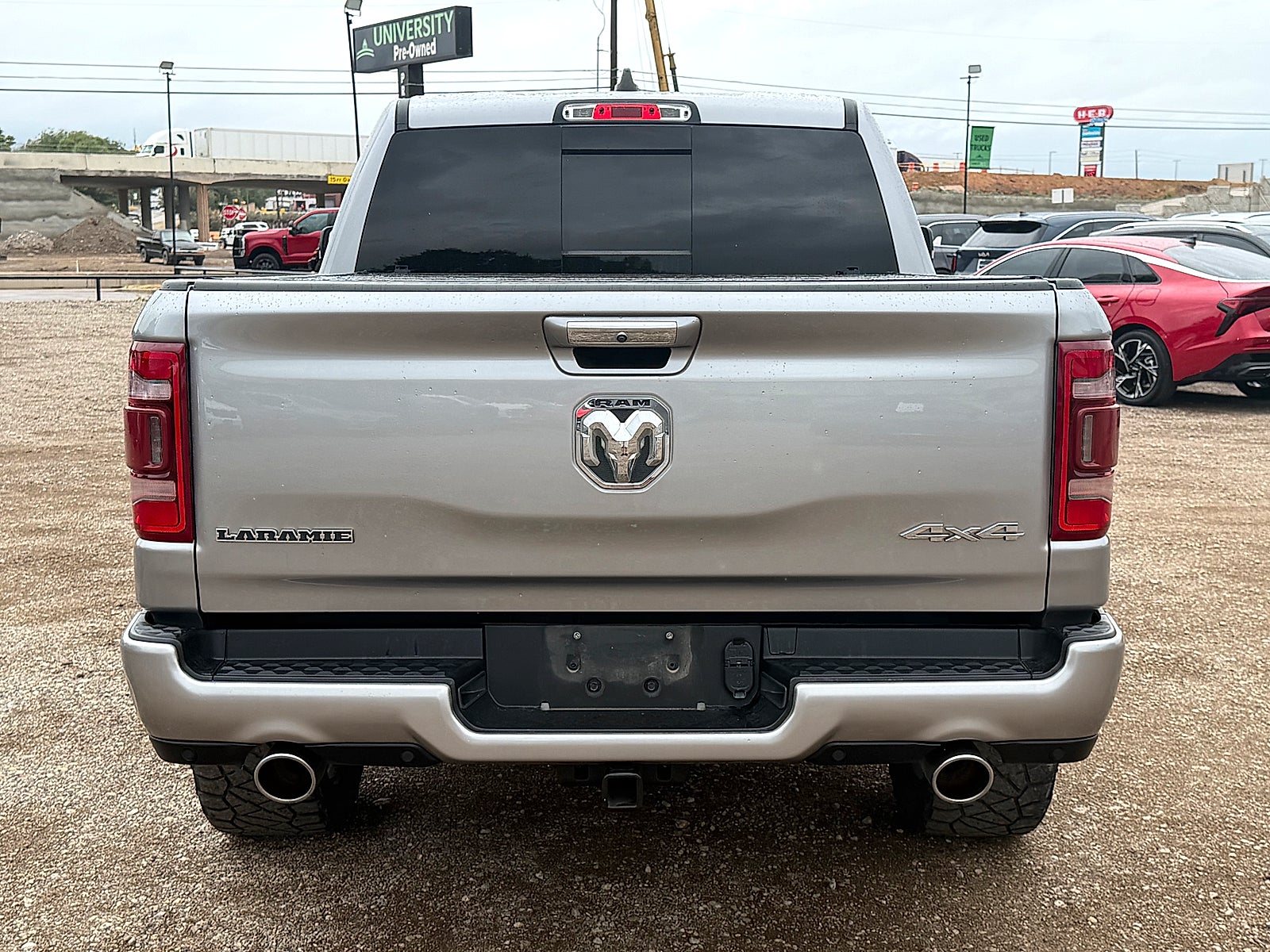 2021 RAM 1500 Laramie Crew Cab 4x4 5'7" Box