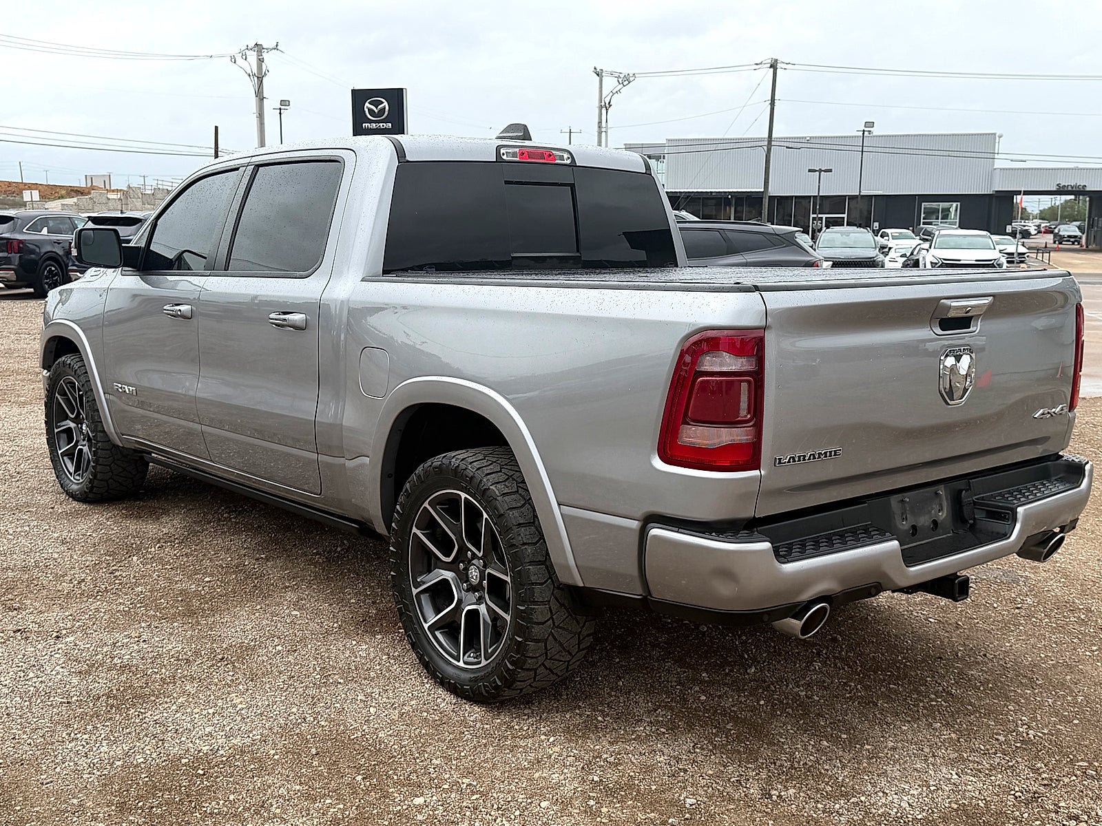 2021 RAM 1500 Laramie Crew Cab 4x4 5'7" Box
