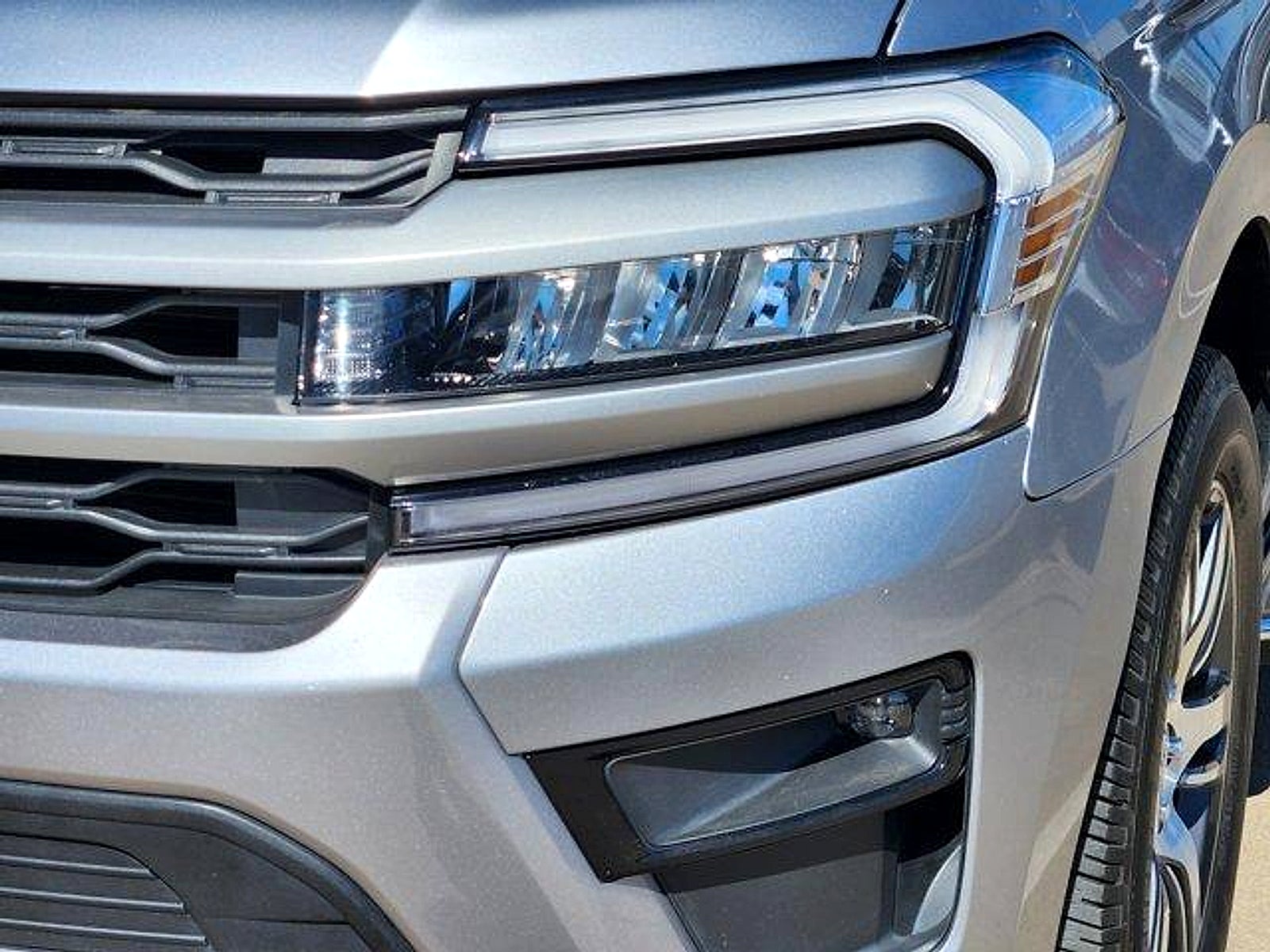 2023 Ford Expedition XLT