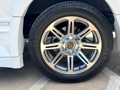 2017 Chevrolet Express 2500 Explorer-Conversion
