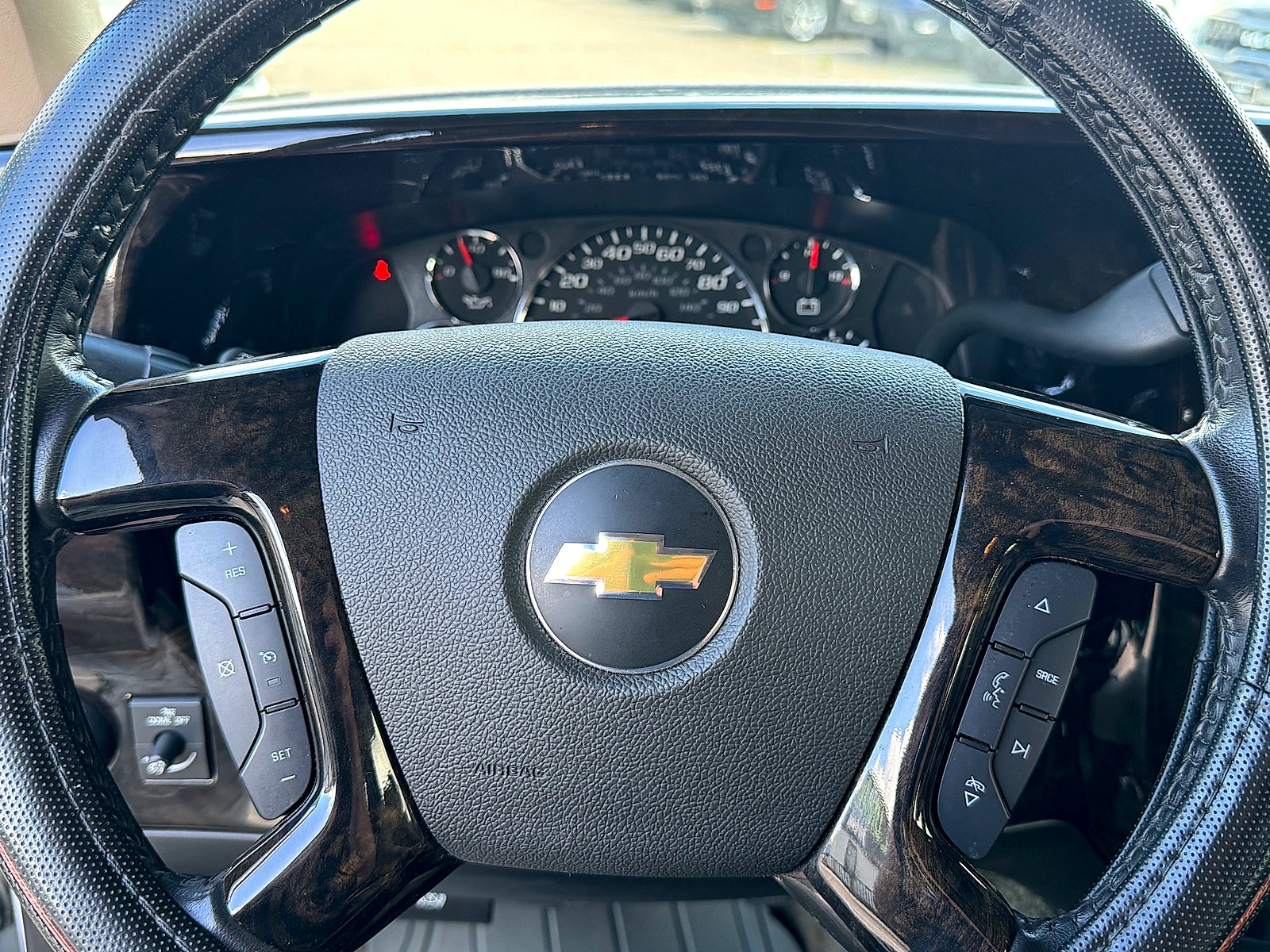 2017 Chevrolet Express 2500 Explorer-Conversion