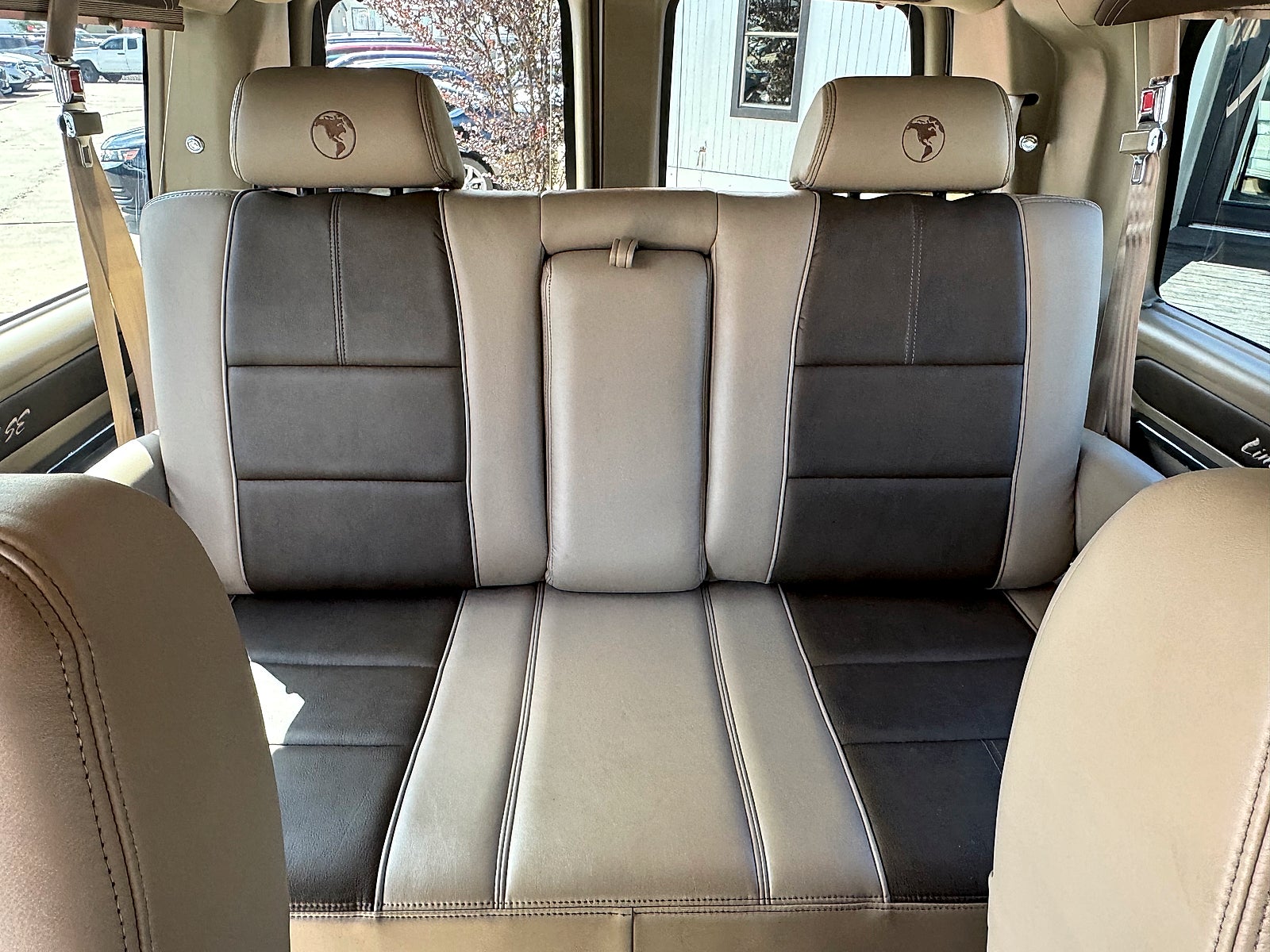 2017 Chevrolet Express 2500 Explorer-Conversion