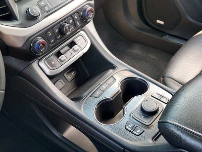 2023 GMC Acadia FWD SLT