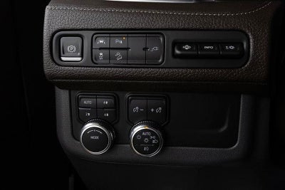 2021 GMC Yukon 4WD Denali