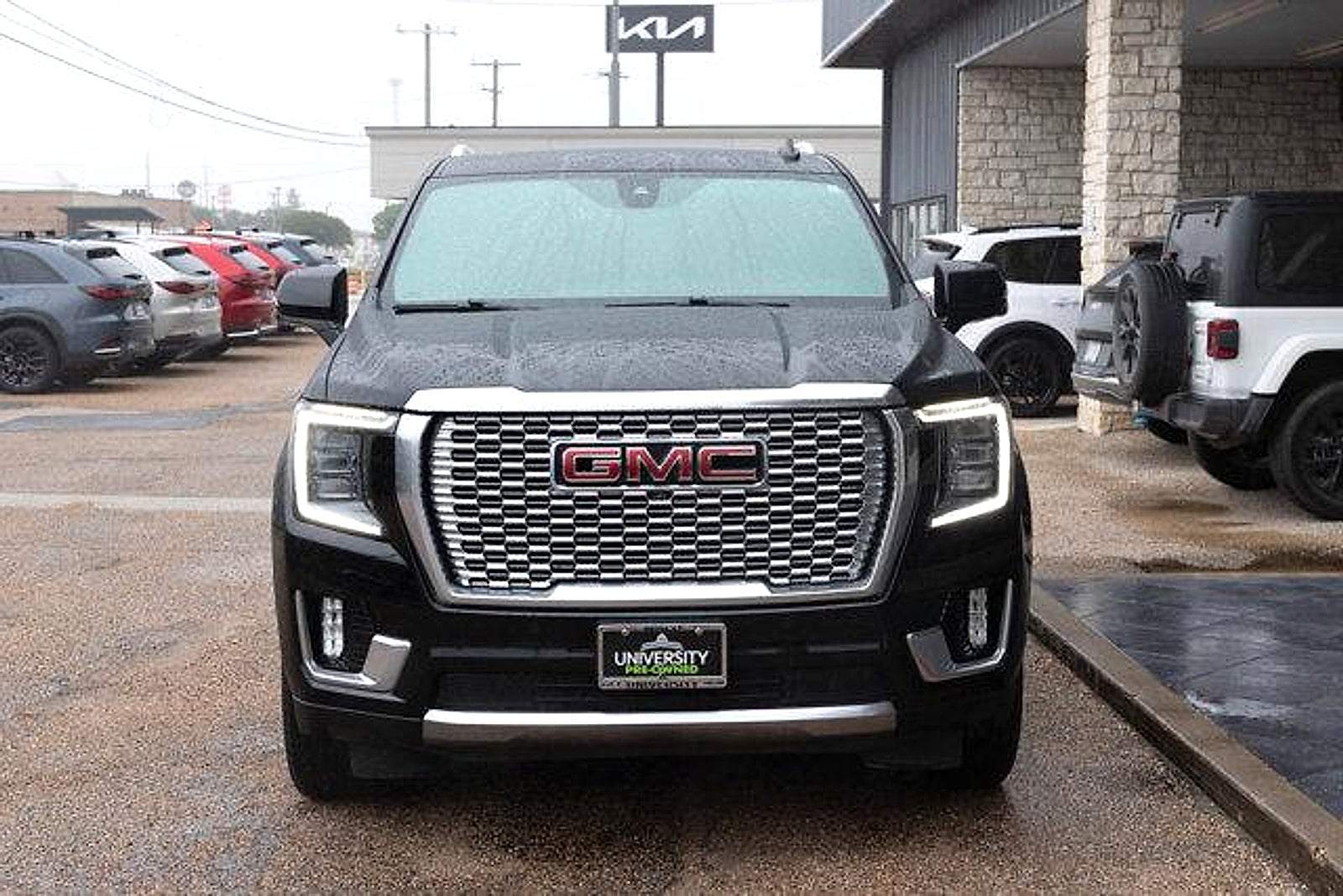 2021 GMC Yukon 4WD Denali