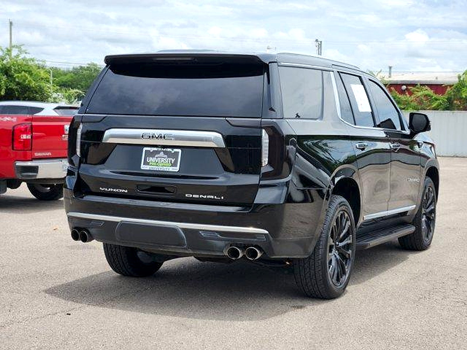 2021 GMC Yukon 4WD Denali