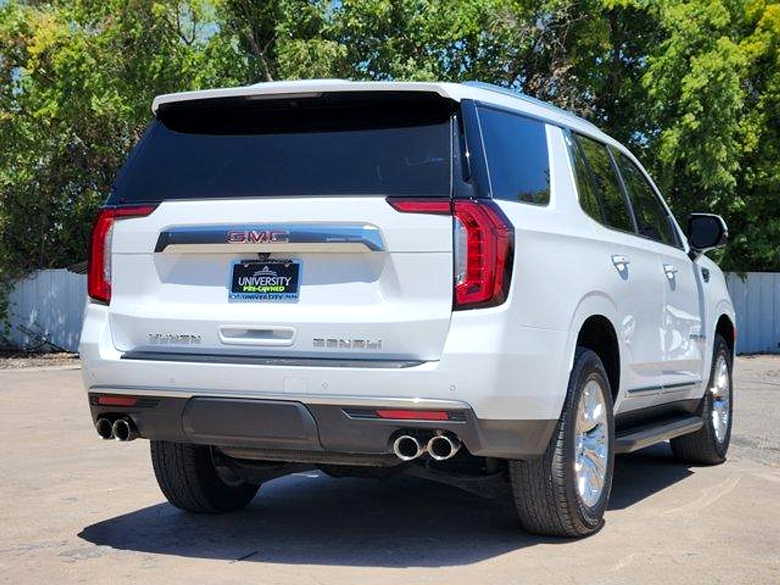 2023 GMC Yukon 4WD Denali