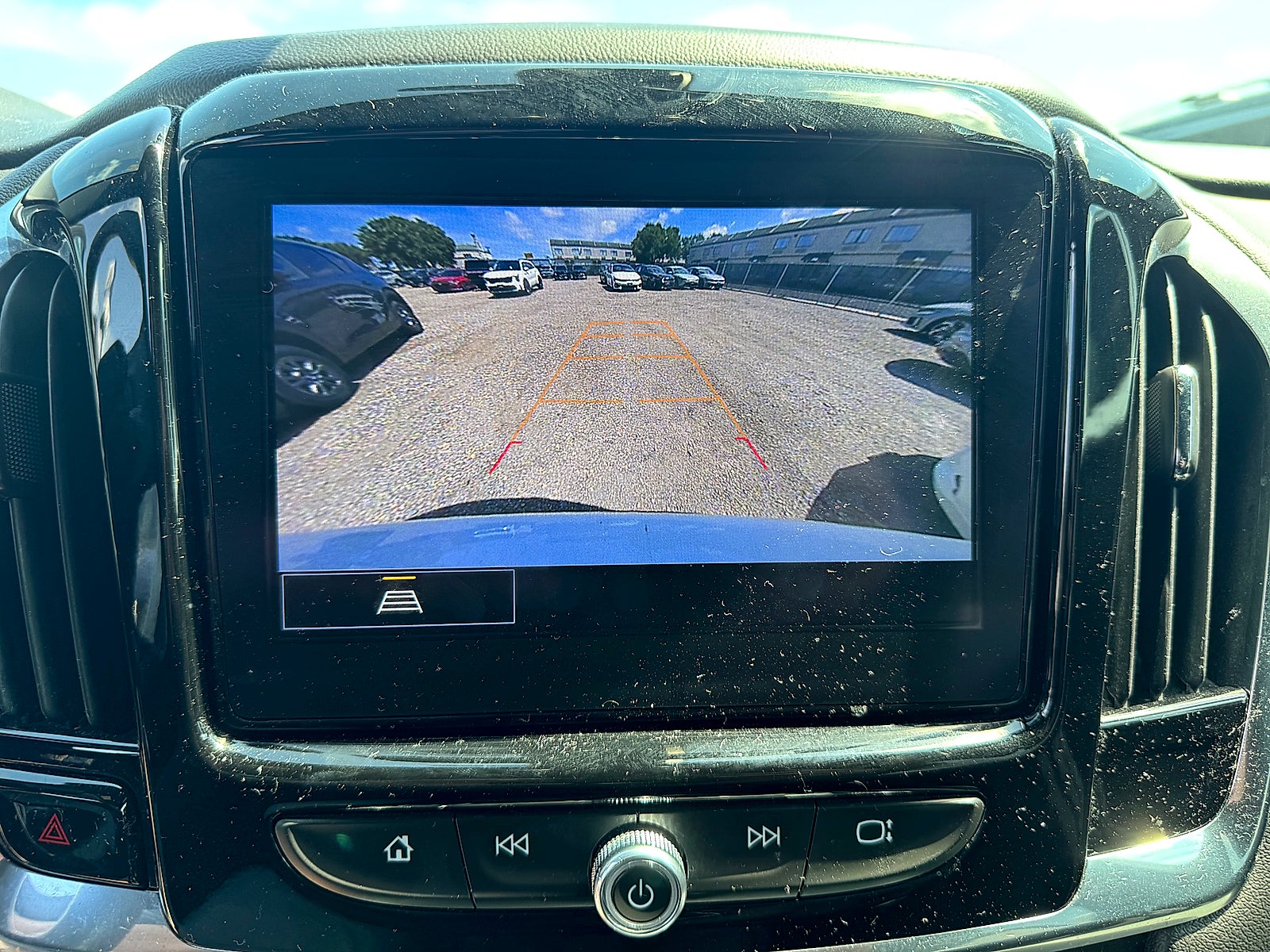 2023 Chevrolet Traverse FWD LT Cloth