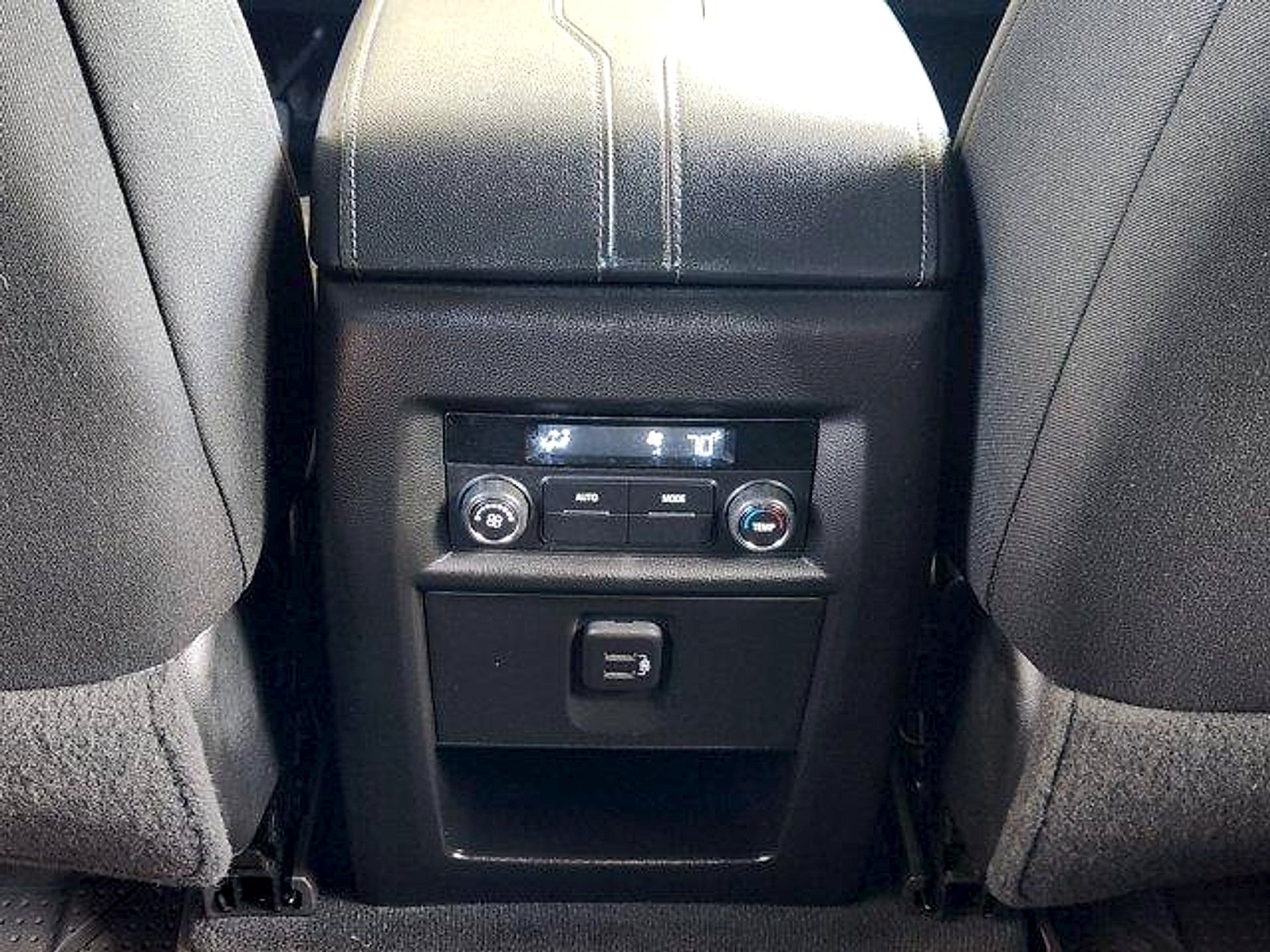 2023 Chevrolet Traverse FWD LT Cloth