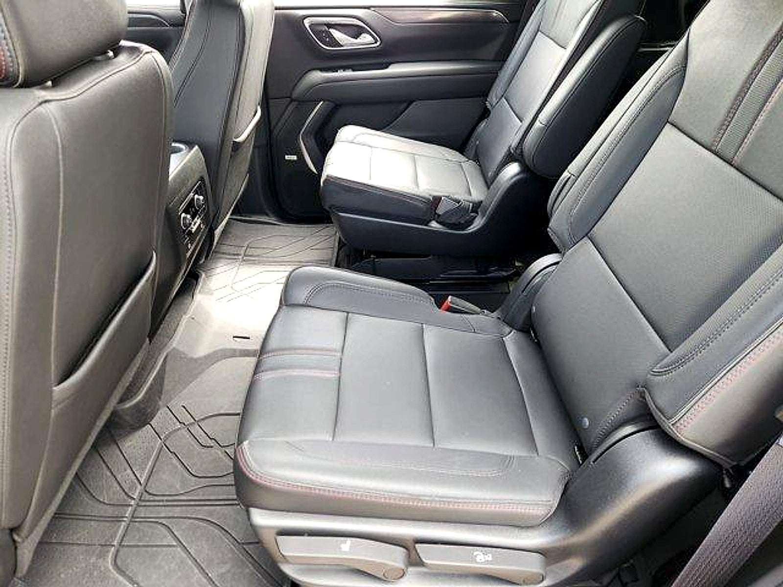 2023 Chevrolet Tahoe 2WD RST