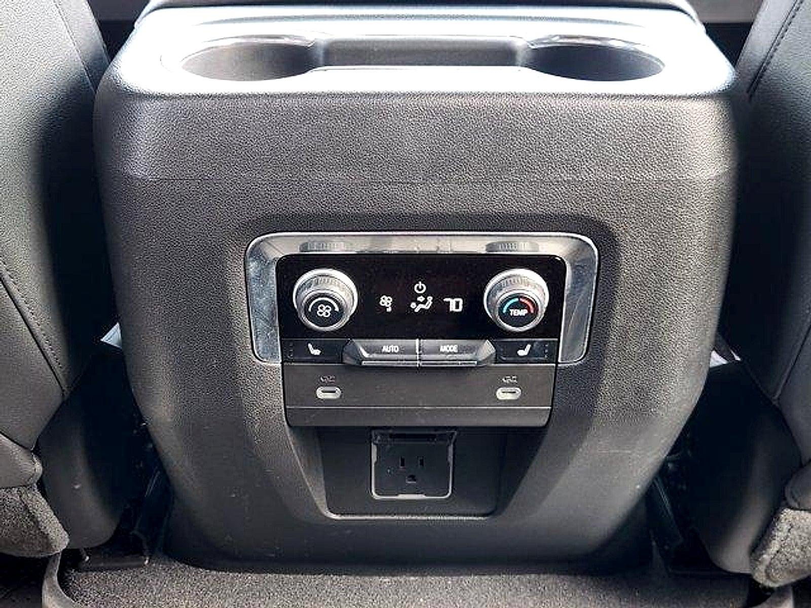 2023 Chevrolet Tahoe 2WD RST