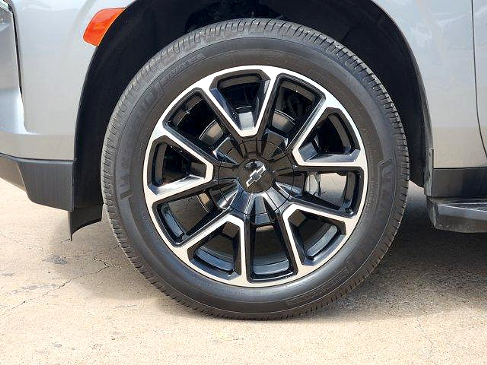2023 Chevrolet Tahoe 2WD RST