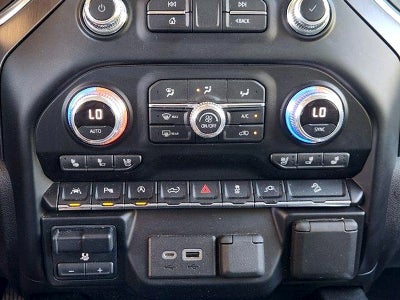2021 GMC Sierra 1500 4WD Crew Cab Short Box AT4