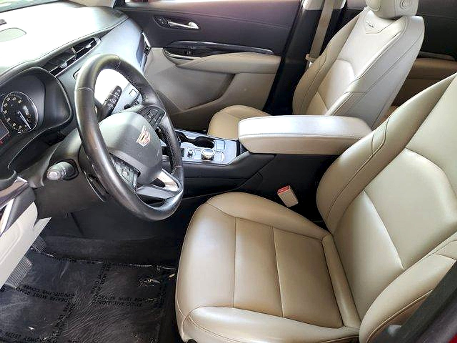2019 Cadillac XT4 Luxury