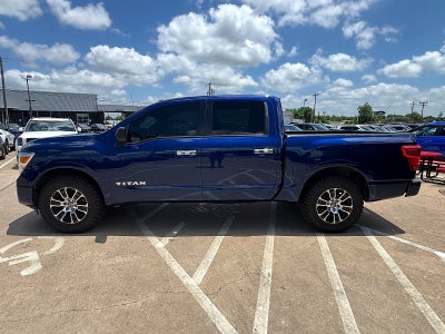 2021 Nissan TITAN Crew Cab SV 4x2