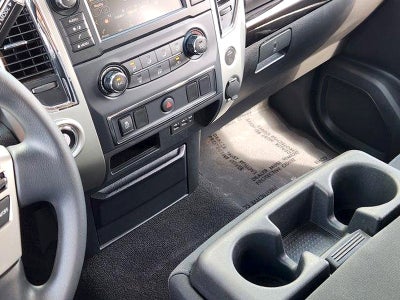 2019 Nissan TITAN SV