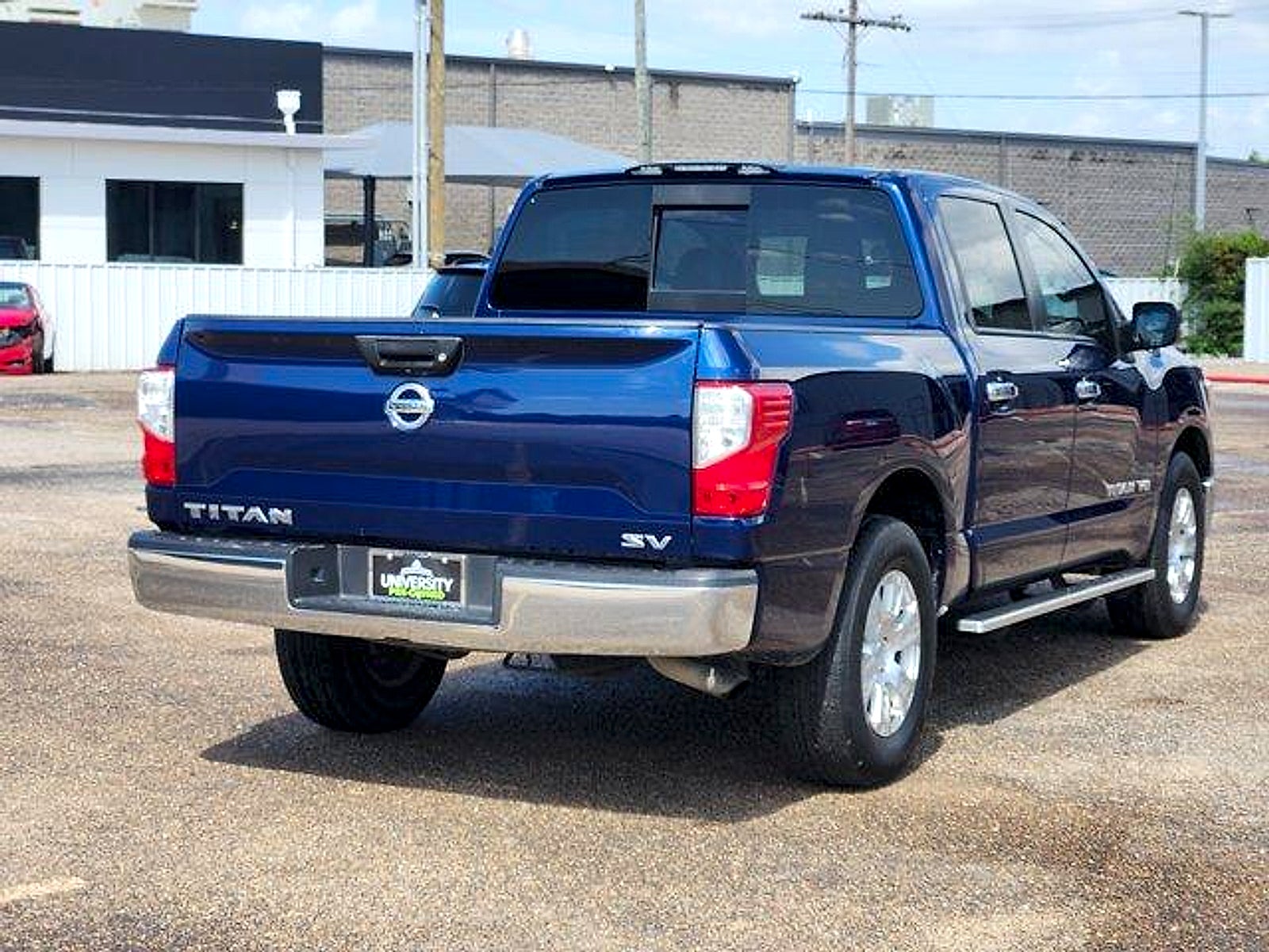 2019 Nissan TITAN SV
