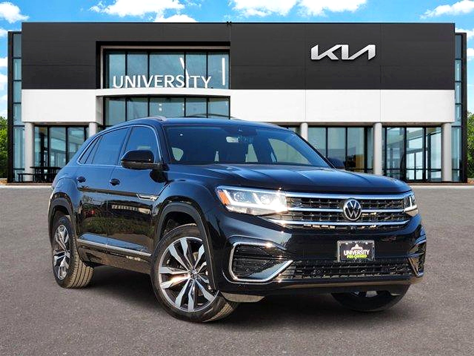2022 Volkswagen Atlas Cross Sport SEL Premium R-Line