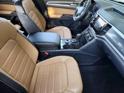 2022 Volkswagen Atlas Cross Sport 3.6L V6 SEL Premium R-Line