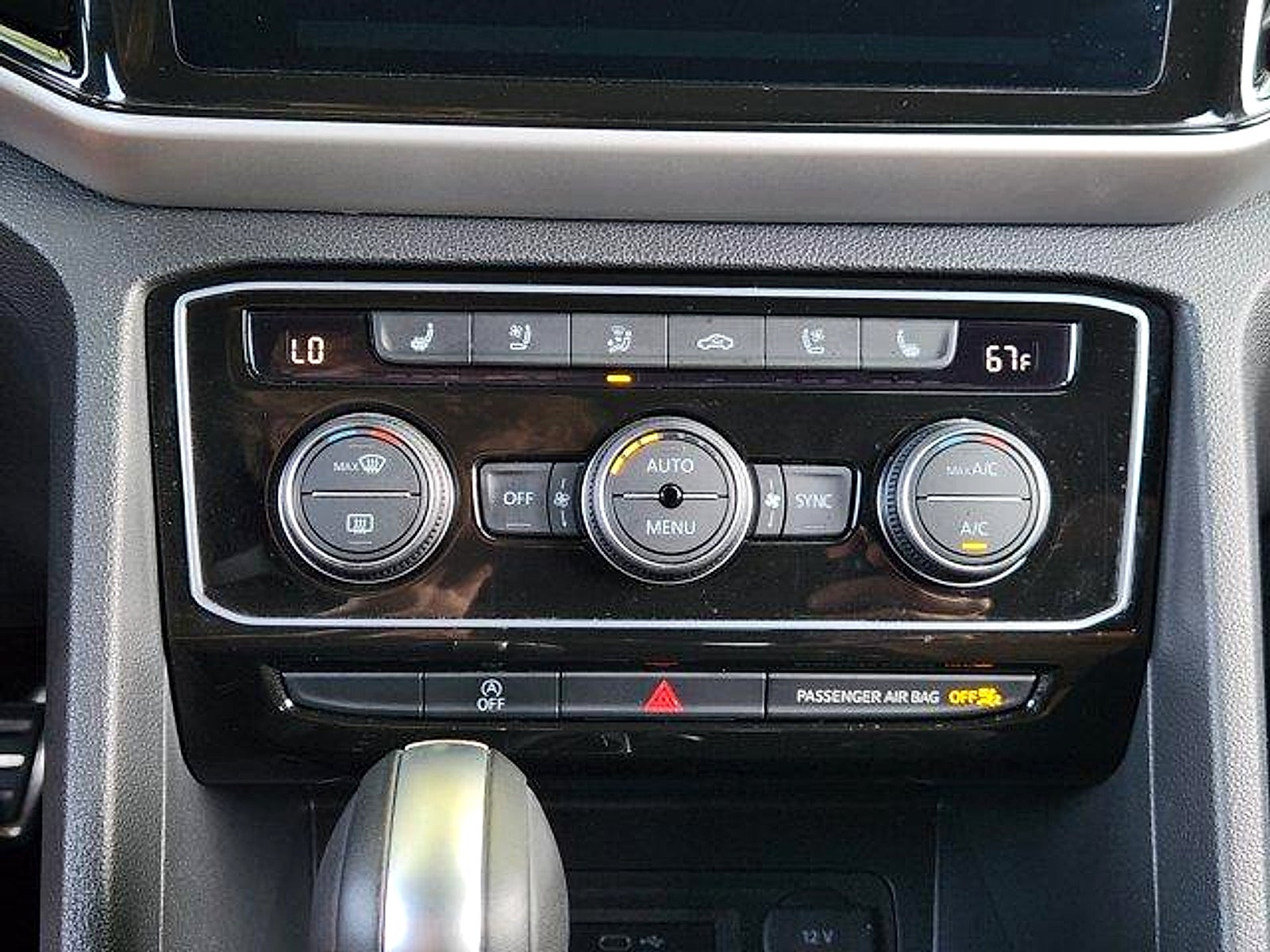 2022 Volkswagen Atlas Cross Sport 3.6L V6 SEL Premium R-Line