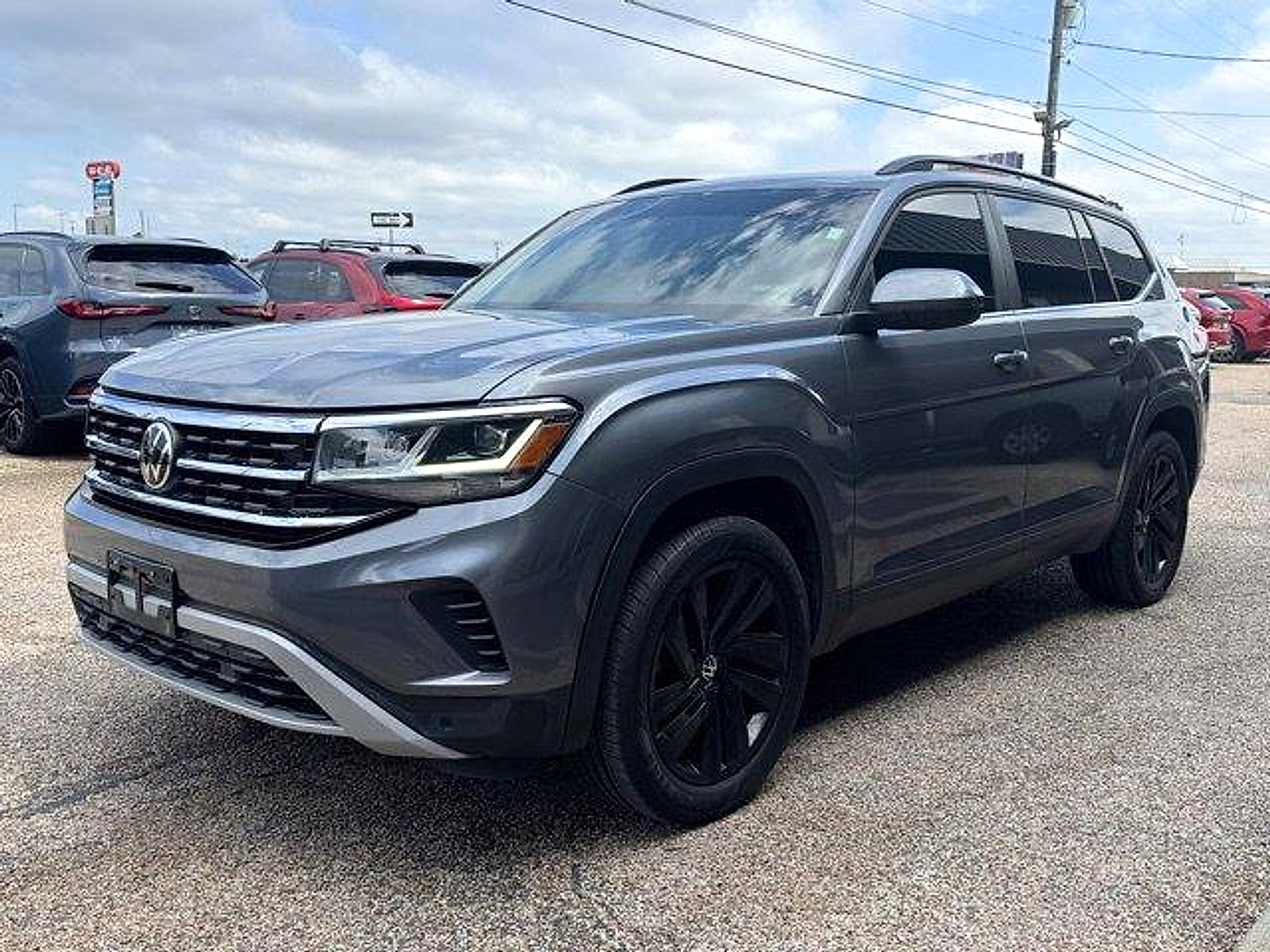2023 Volkswagen Atlas 3.6L V6 SE w/Technology