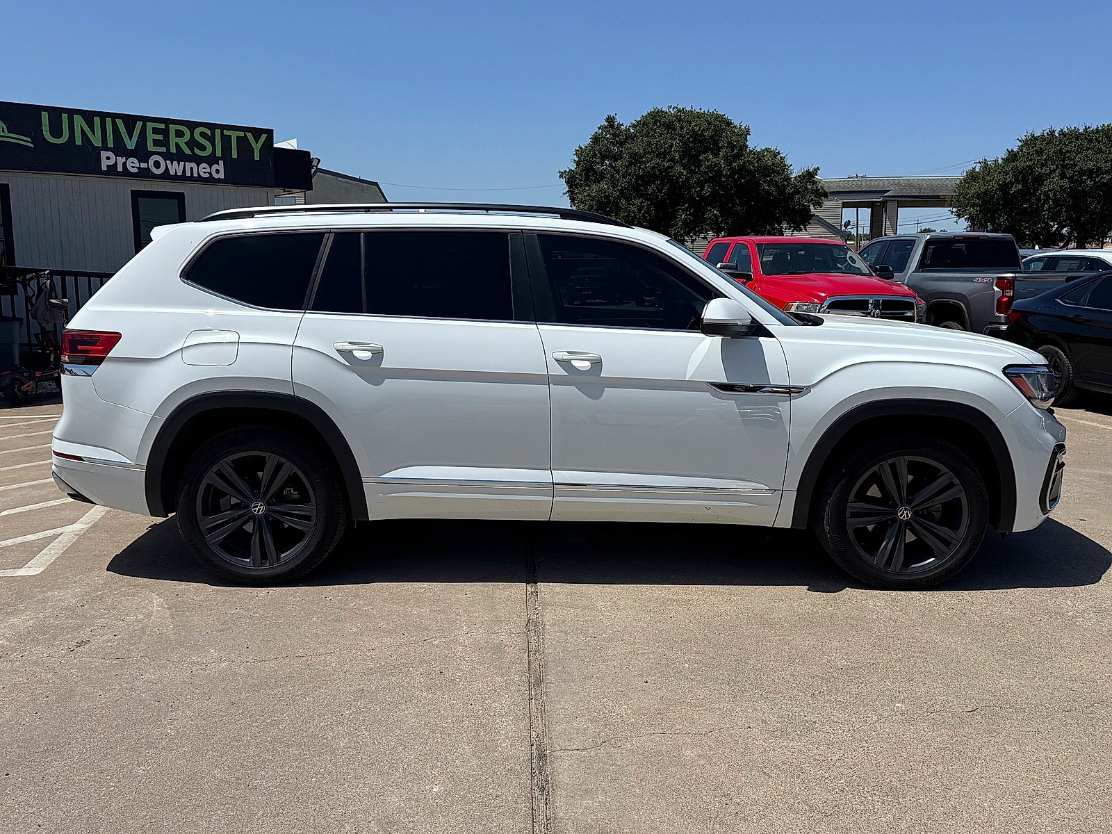 2021 Volkswagen Atlas 3.6L V6 SE w/Technology R-Line