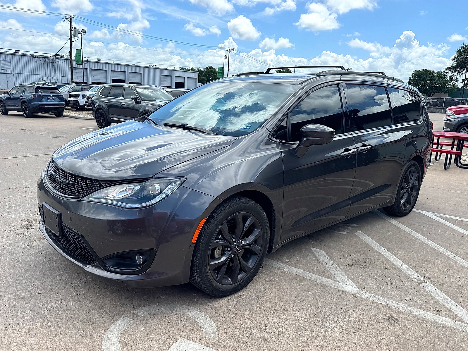 2020 Chrysler Pacifica Touring L