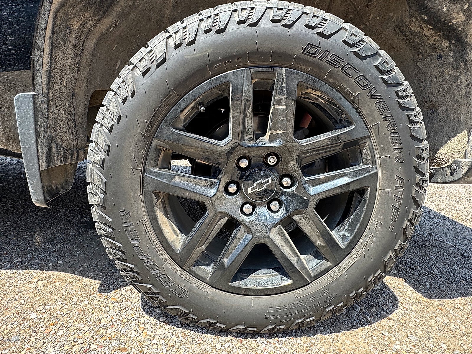 2022 Chevrolet Silverado 1500 4WD Crew Cab Short Bed RST