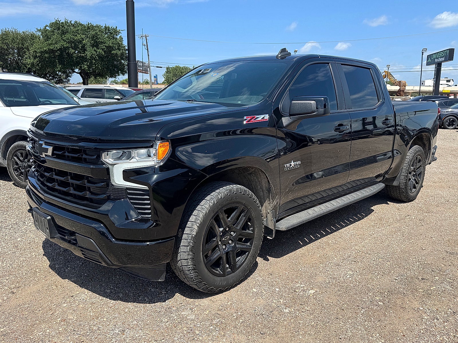 2022 Chevrolet Silverado 1500 4WD Crew Cab Short Bed RST