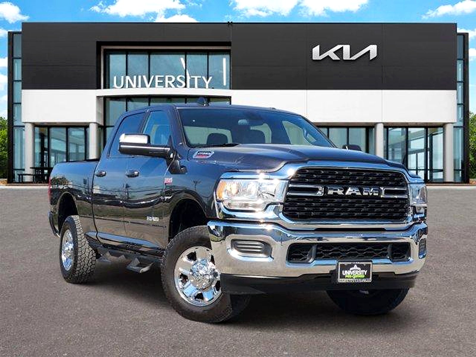 2022 RAM 2500 Big Horn Crew Cab 4x4 6'4" Box