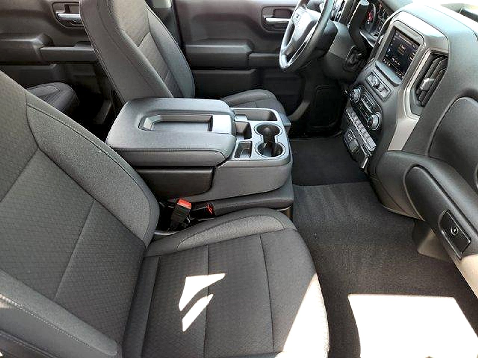 2023 Chevrolet Silverado 1500 2WD Crew Cab Short Bed Custom