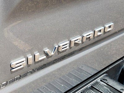 2023 Chevrolet Silverado 1500 2WD Crew Cab Short Bed Custom