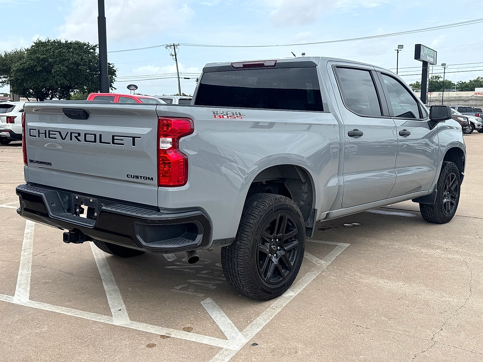 2024 Chevrolet Silverado 1500 4WD Crew Cab Short Bed Custom Trail Boss