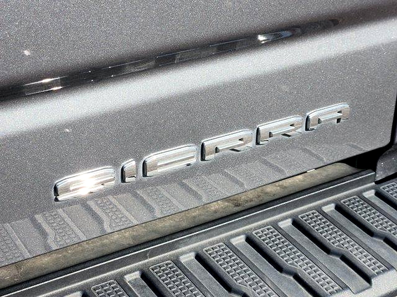 2021 GMC Sierra 1500 2WD Crew Cab Short Box Denali