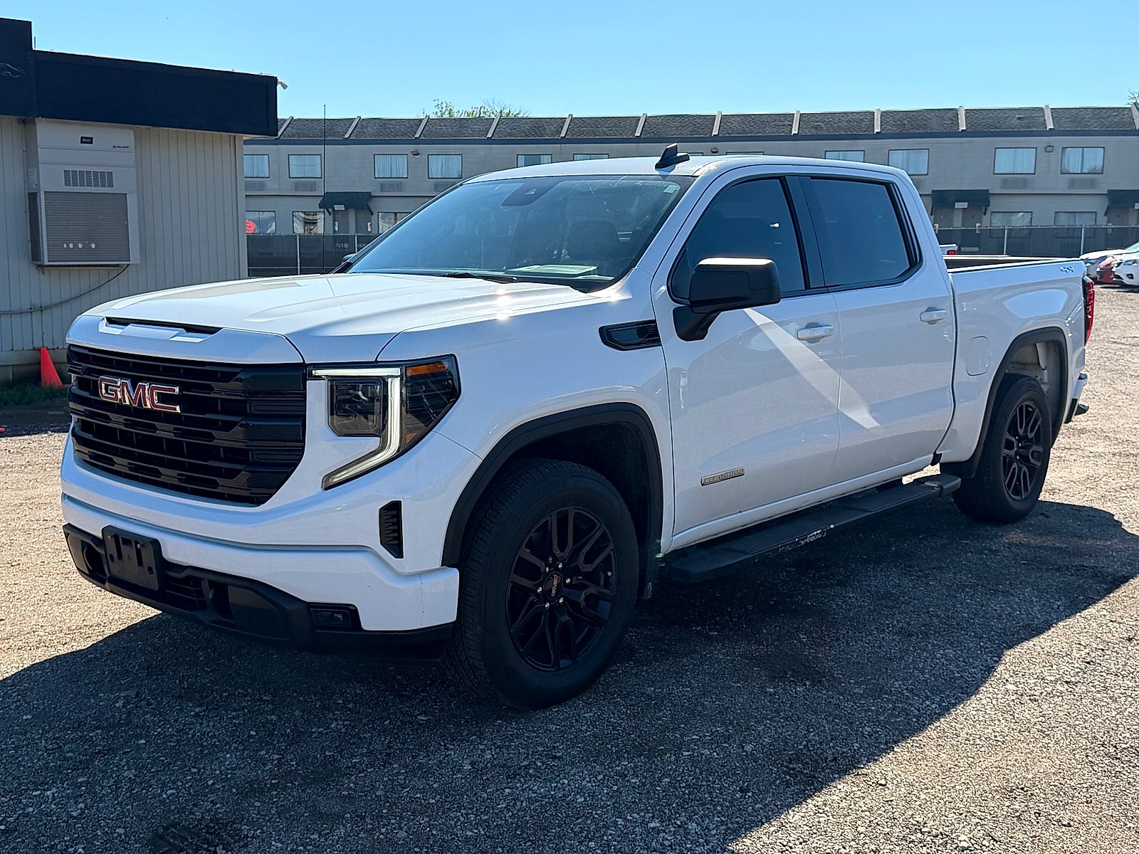2024 GMC Sierra 1500 Elevation