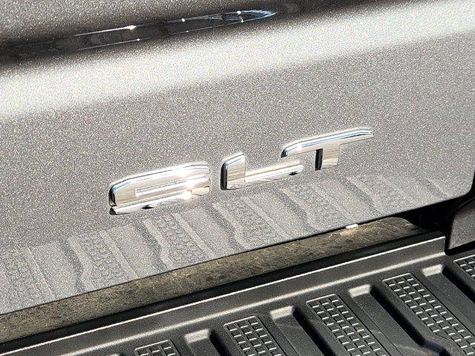 2021 GMC Sierra 1500 4WD Crew Cab Short Box SLT