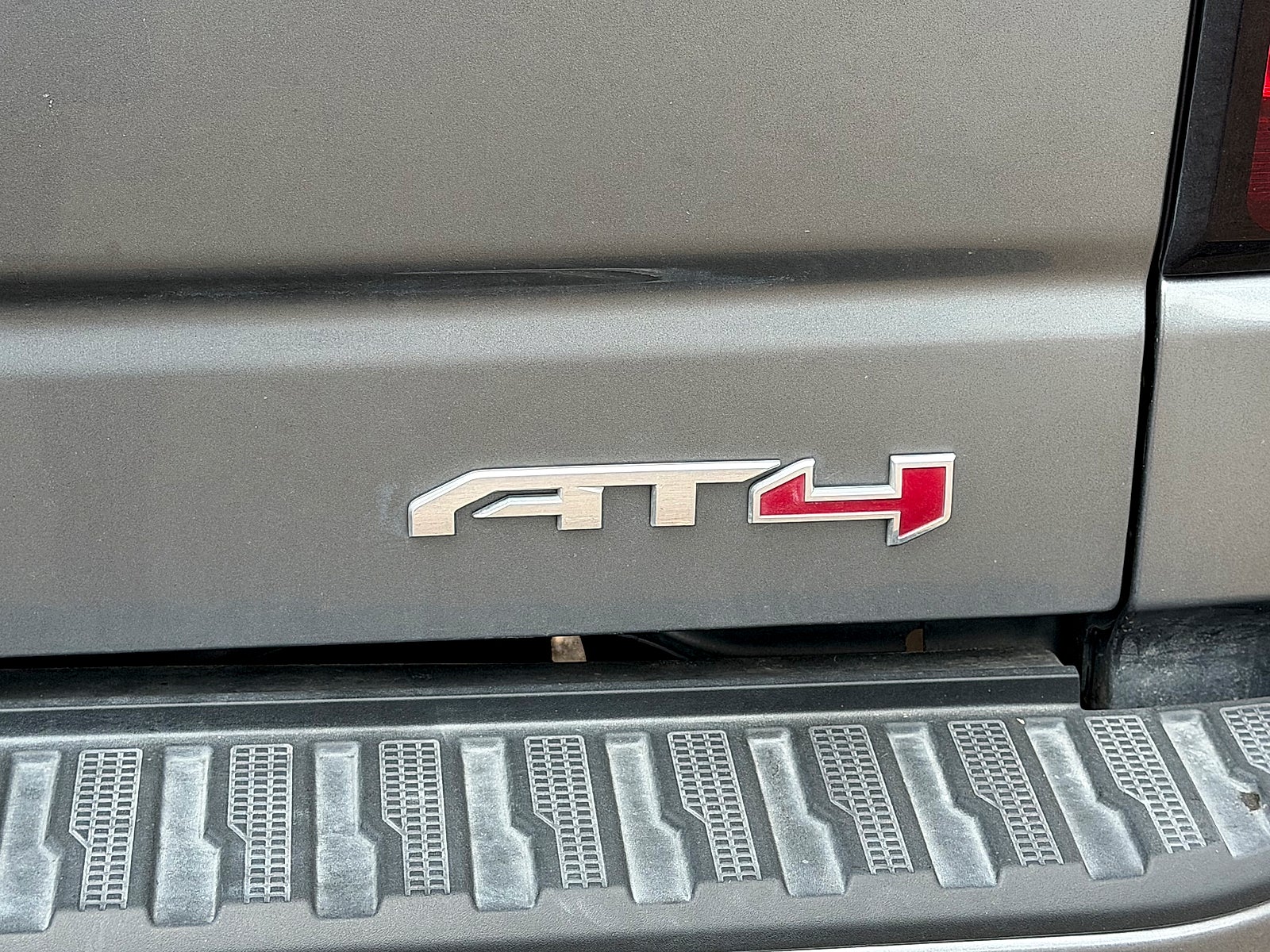 2021 GMC Sierra 1500 4WD Crew Cab Standard Box AT4