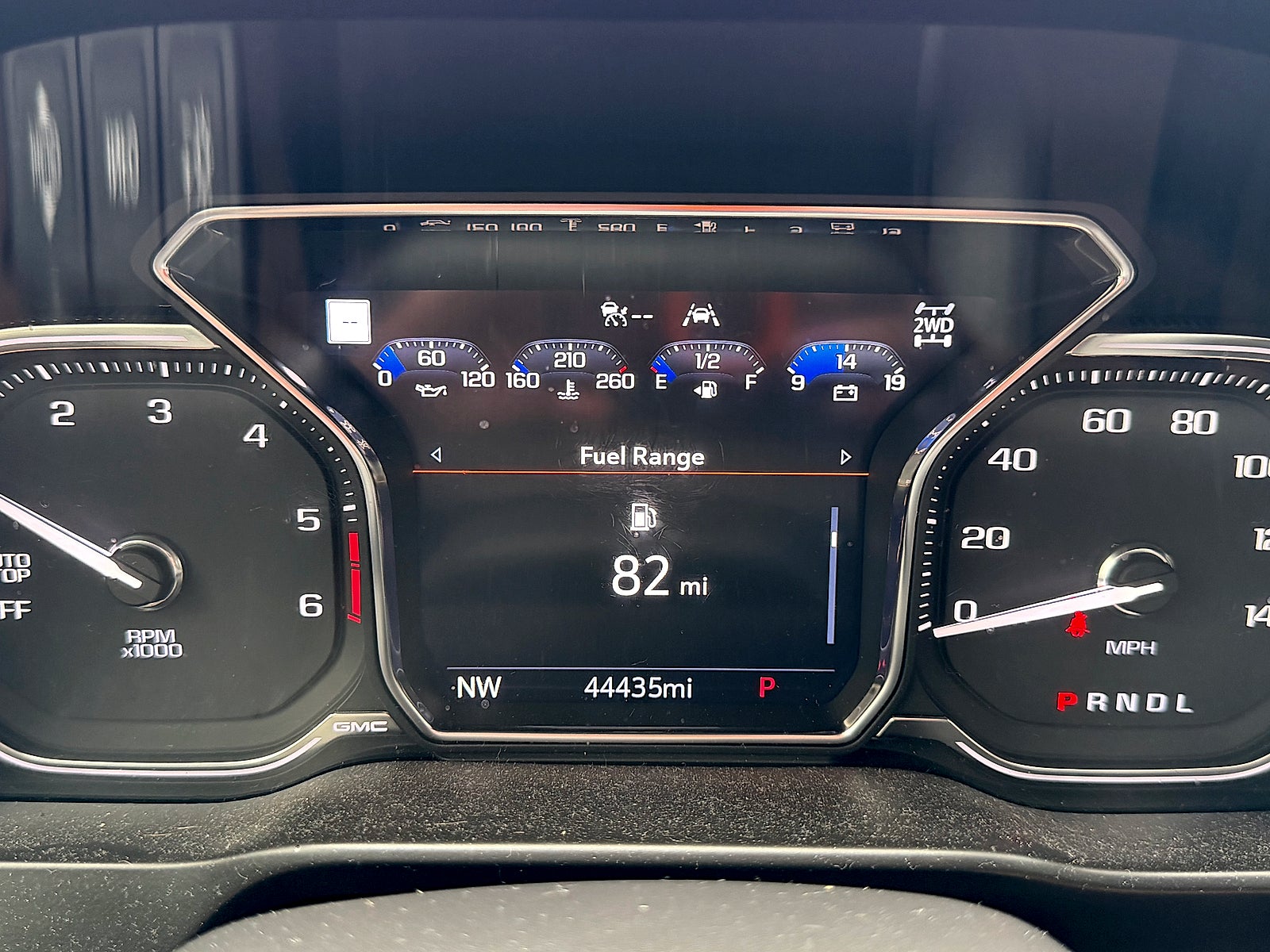 2021 GMC Sierra 1500 4WD Crew Cab Standard Box AT4