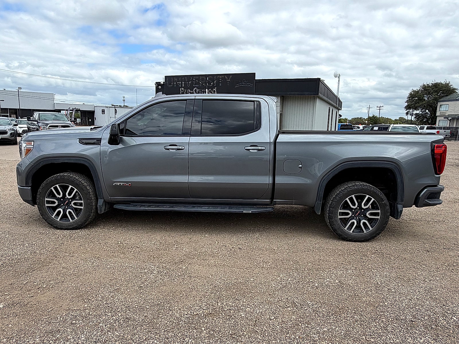 2021 GMC Sierra 1500 4WD Crew Cab Standard Box AT4