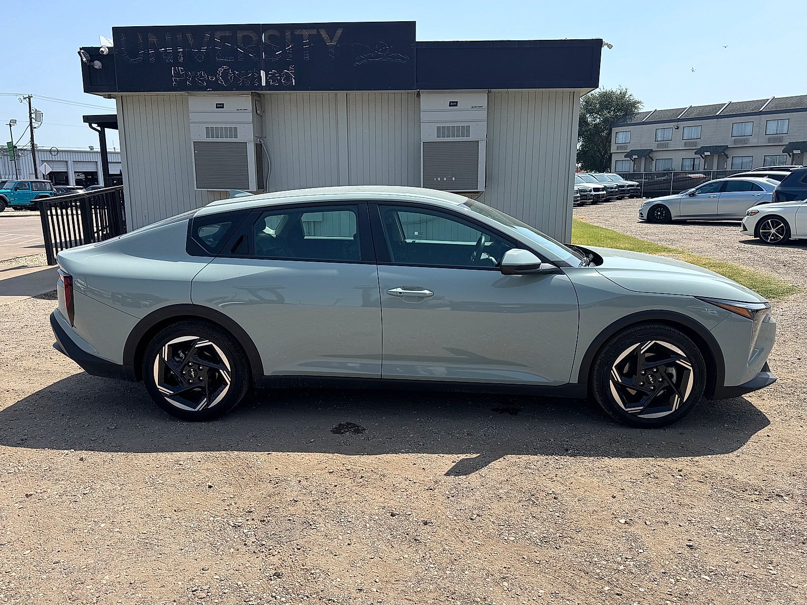 2026 Kia K4 EX