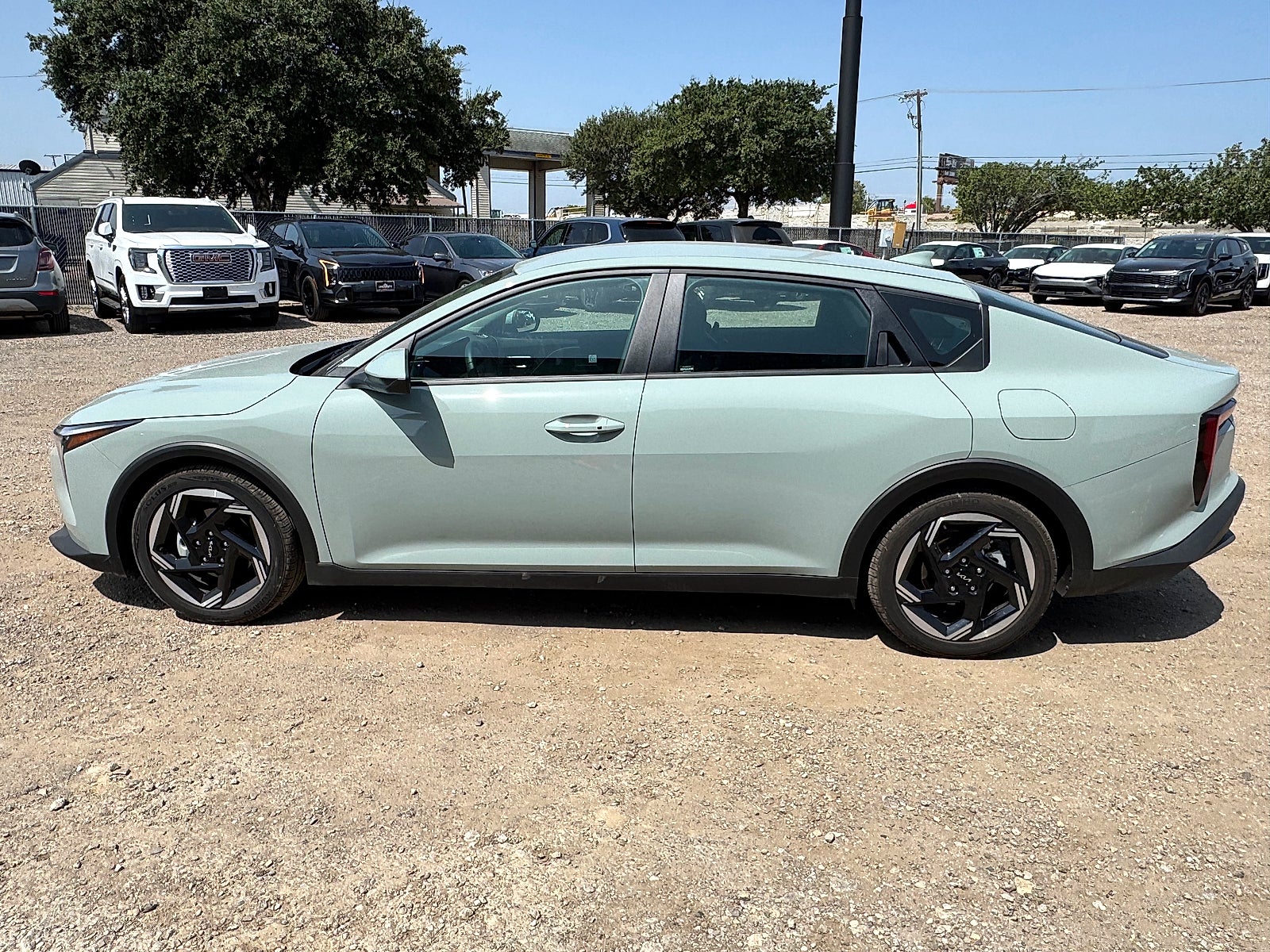2026 Kia K4 EX
