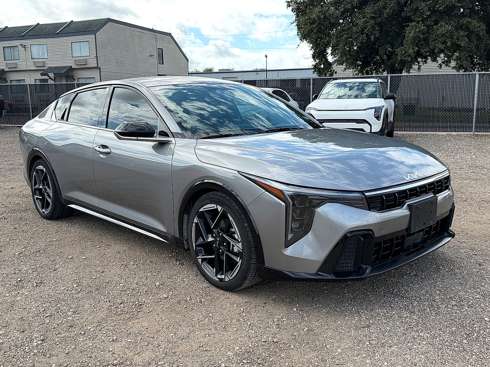 2025 Kia K4 GT-Line